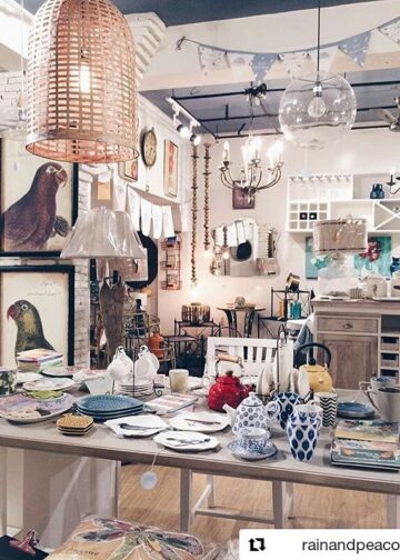 Ekatrit- The LOVING Cafe in Defence Colony Market