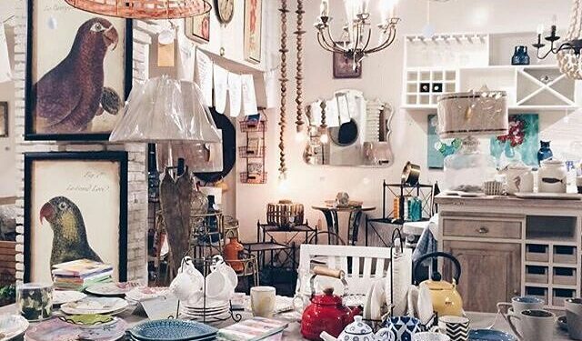 Ekatrit- The LOVING Cafe in Defence Colony Market